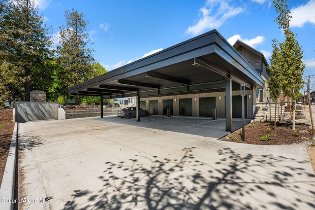215 W Lake St, Sandpoint, ID 83864