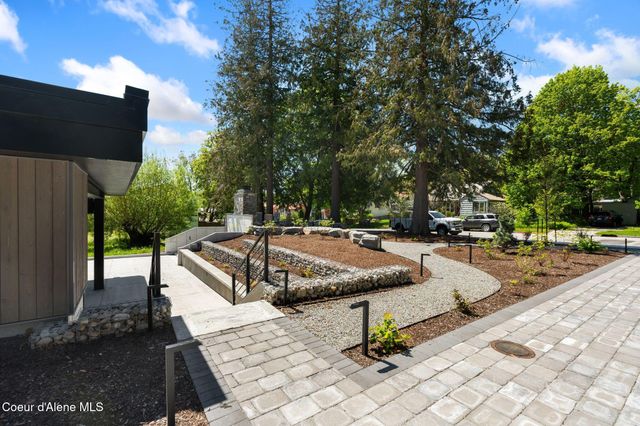 215 W Lake St, Sandpoint, ID 83864