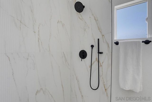 5374 Bonita Dr, San Diego, CA 92114