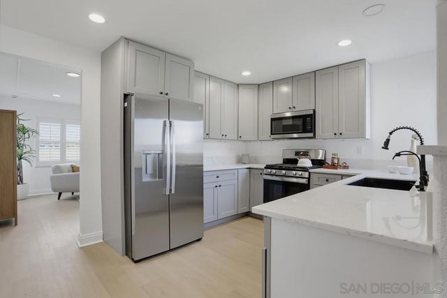 5374 Bonita Dr, San Diego, CA 92114