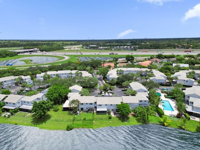 4737 Grapevine Way, Davie, FL 33331