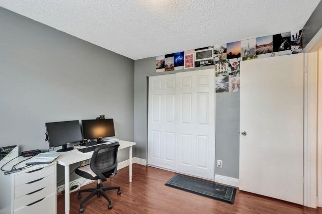 4737 Grapevine Way, Davie, FL 33331