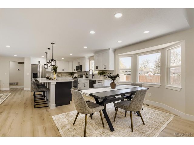 3158 S Dayton Ct, Denver, CO 80231