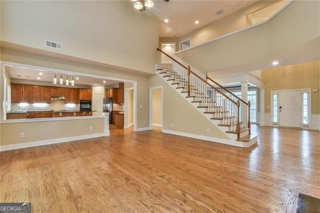 5155 Harbury Lane, Suwanee, GA 30024