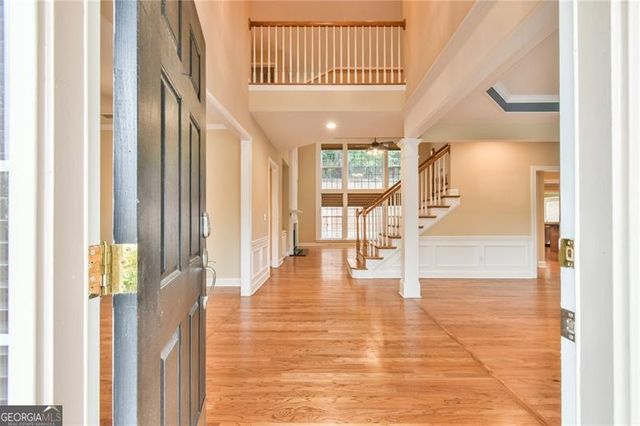 5155 Harbury Lane, Suwanee, GA 30024