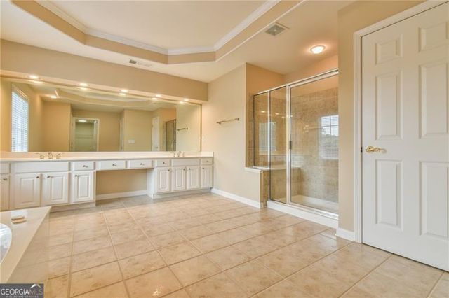 5155 Harbury Lane, Suwanee, GA 30024