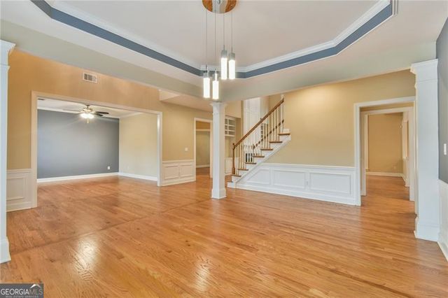 5155 Harbury Lane, Suwanee, GA 30024