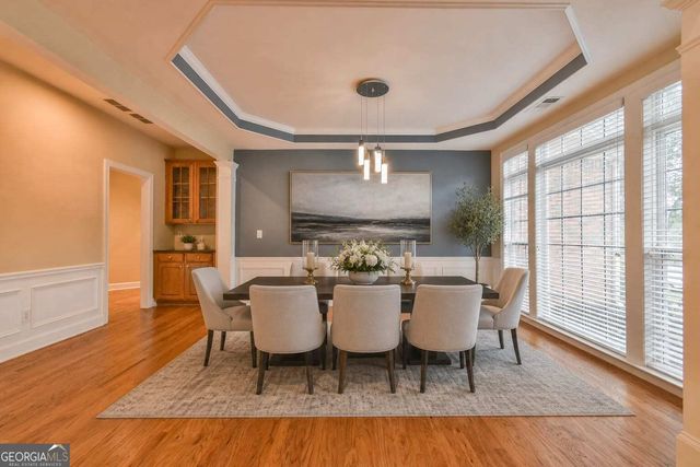 5155 Harbury Lane, Suwanee, GA 30024