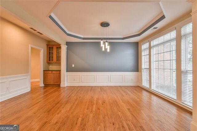 5155 Harbury Lane, Suwanee, GA 30024
