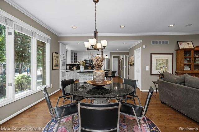 7398 Autumn Hill Drive, West Bloomfield, MI 48323