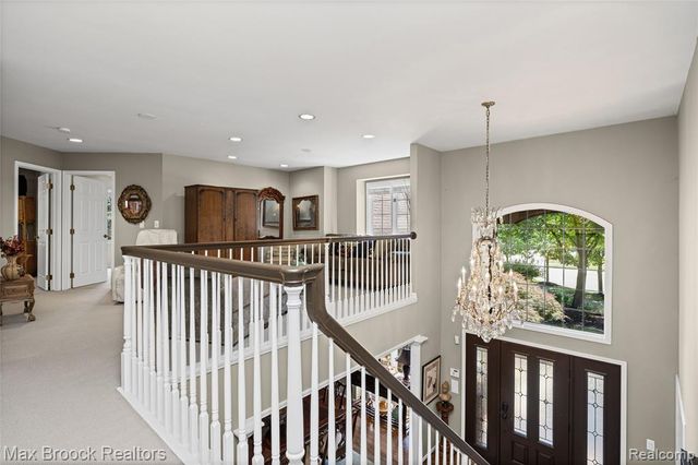 7398 Autumn Hill Drive, West Bloomfield, MI 48323