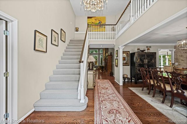 7398 Autumn Hill Drive, West Bloomfield, MI 48323