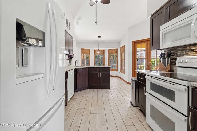1211 Amish Place SE, Palm Bay, FL 32909