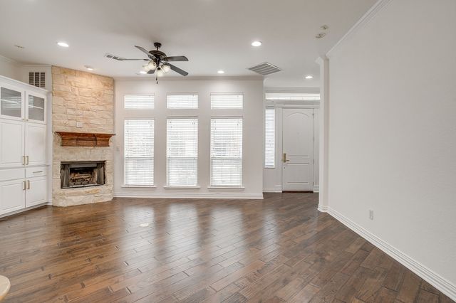 4917 Ridglea Hills Court, Fort Worth, TX 76116