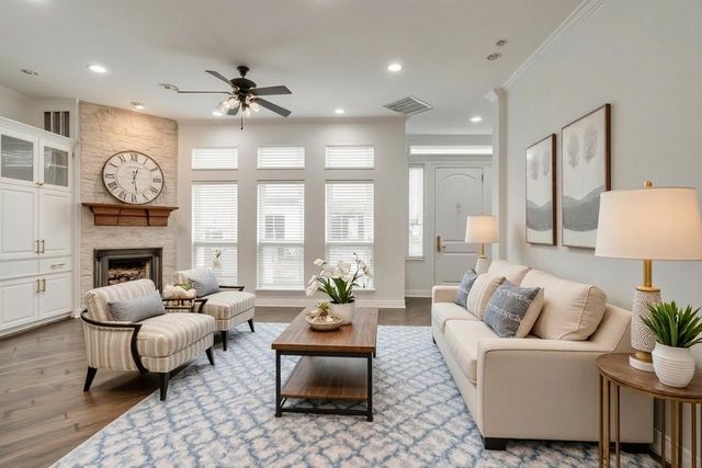 4917 Ridglea Hills Court, Fort Worth, TX 76116