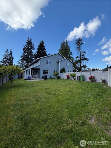 22615 W 44th Ave, Mountlake Terrace, WA 98043