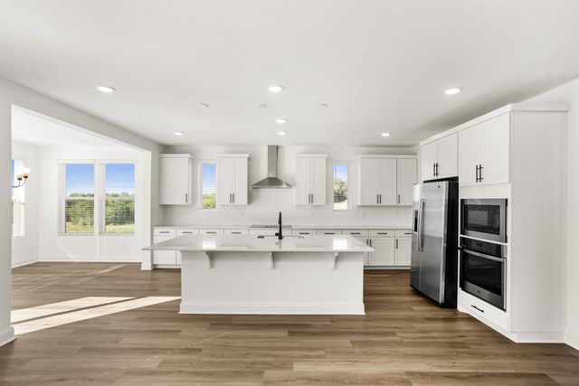 1554 Oak Springs Drive, Columbia, TN 38401