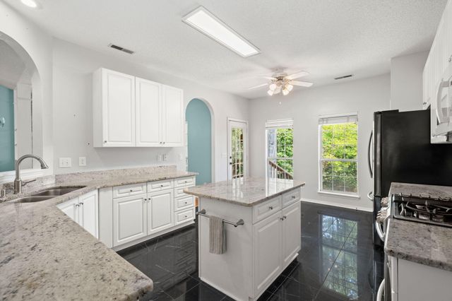 1486 Springwater Court, Charleston, SC 29412