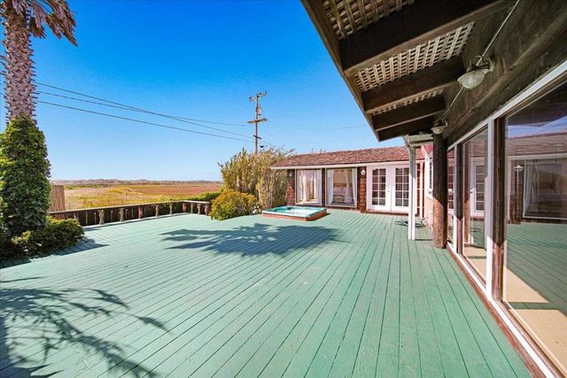 113 Laguna Place, Moss Landing, CA 95039