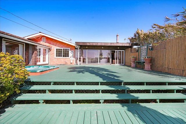 113 Laguna Place, Moss Landing, CA 95039