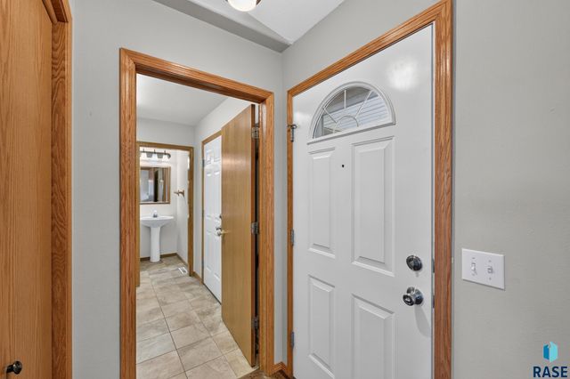 7816 W 42Nd St Street, Sioux Falls, SD 57106