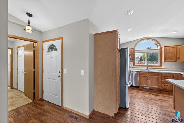 7816 W 42Nd St Street, Sioux Falls, SD 57106