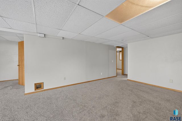 7816 W 42Nd St Street, Sioux Falls, SD 57106