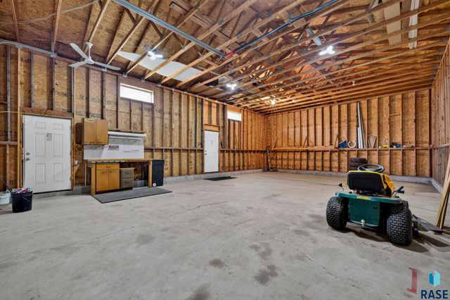 7816 W 42Nd St Street, Sioux Falls, SD 57106