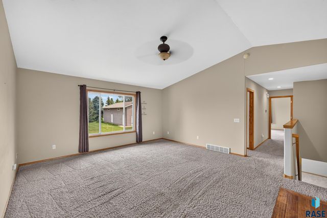 7816 W 42Nd St Street, Sioux Falls, SD 57106