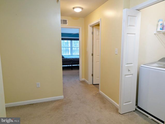 327 MELBOURNE LANE, Mechanicsburg, PA 17055