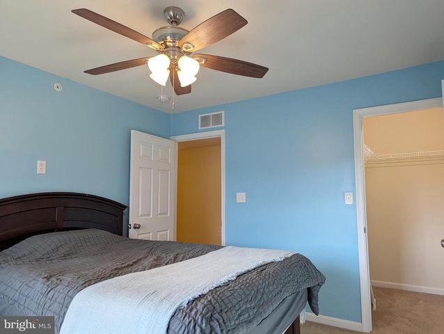 327 MELBOURNE LANE, Mechanicsburg, PA 17055