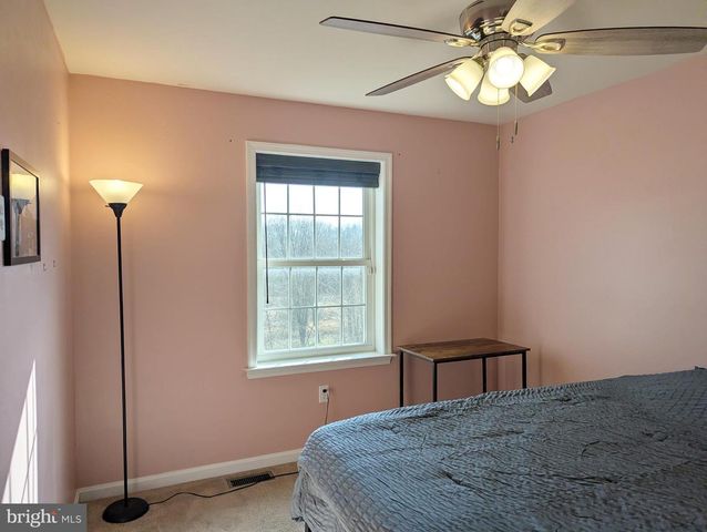 327 MELBOURNE LANE, Mechanicsburg, PA 17055