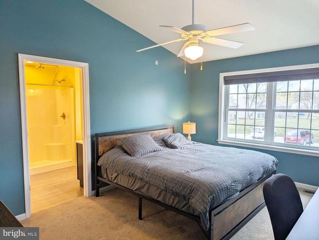 327 MELBOURNE LANE, Mechanicsburg, PA 17055