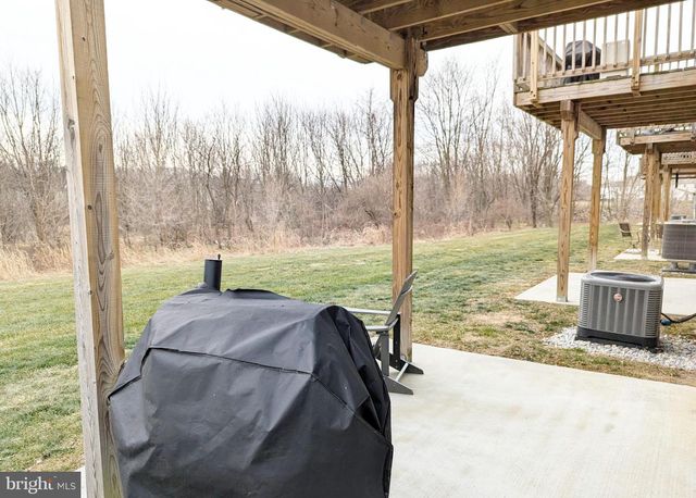 327 MELBOURNE LANE, Mechanicsburg, PA 17055