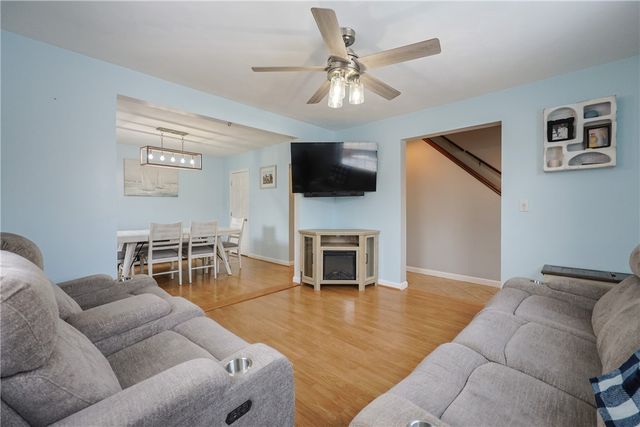 30 SOWAMS Drive, Bristol, RI 02809