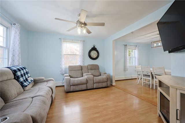 30 SOWAMS Drive, Bristol, RI 02809