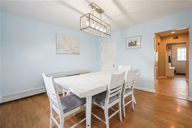 30 SOWAMS Drive, Bristol, RI 02809