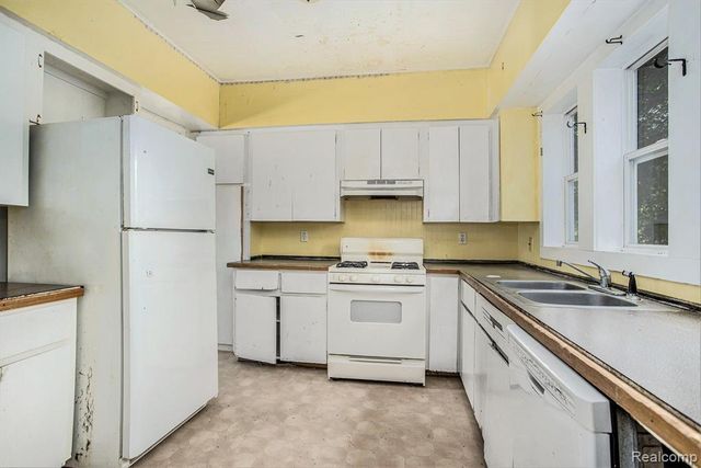 431 22nd Street, Springfield, MI 49037