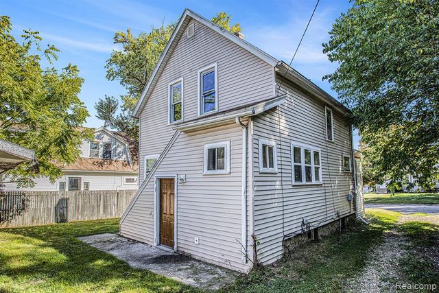 431 22nd Street, Springfield, MI 49037