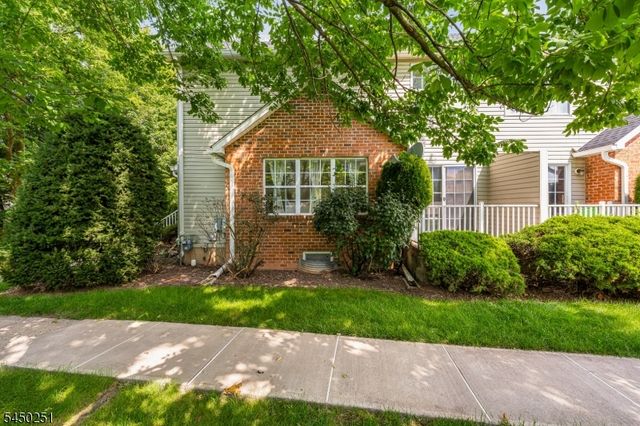 262 Retta Ct, Piscataway Twp., NJ 08854