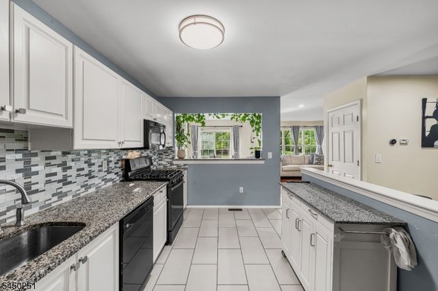 262 Retta Ct, Piscataway Twp., NJ 08854
