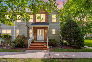 262 Retta Ct, Piscataway Twp., NJ 08854