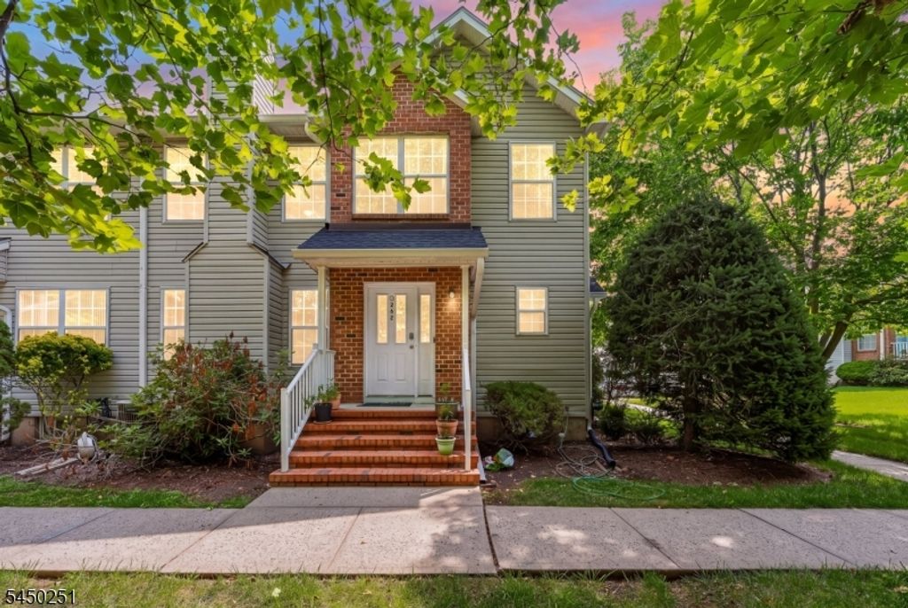 262 Retta Ct, Piscataway Twp., NJ 08854