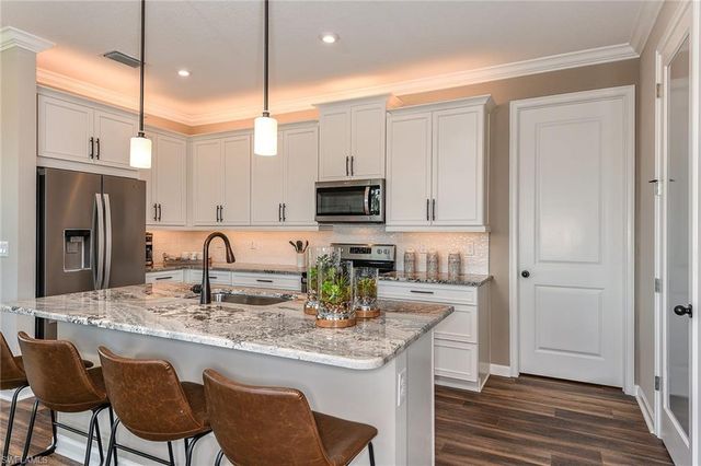 6727 Good Life Street, Fort Myers, FL 33966