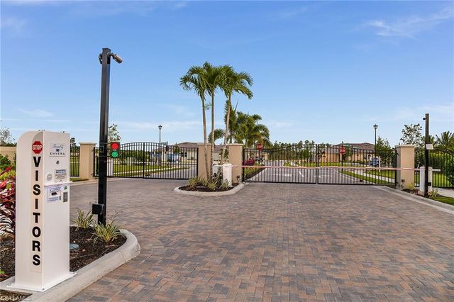 6727 Good Life Street, Fort Myers, FL 33966