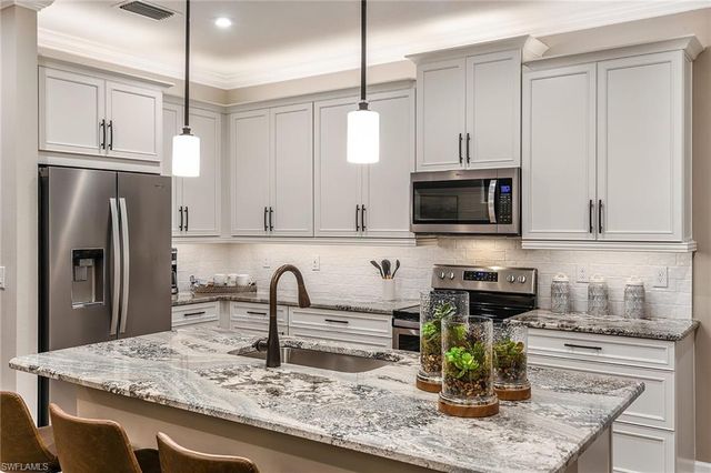 6727 Good Life Street, Fort Myers, FL 33966