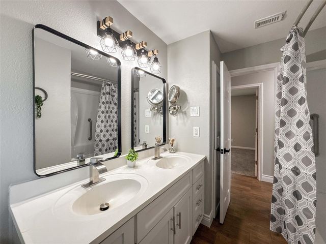 3811 Anna Court, Santa Fe, TX 77517