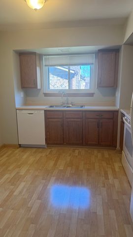 811 S Dwyer Avenue E, Arlington Heights, IL 60005