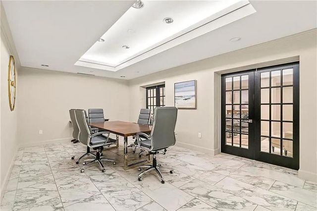 2870 Pharr Court South NW 1902, Atlanta, GA 30305