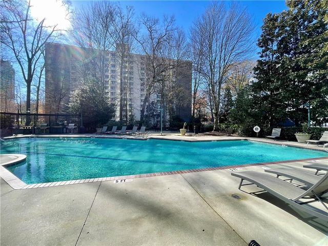 2870 Pharr Court South NW 1902, Atlanta, GA 30305